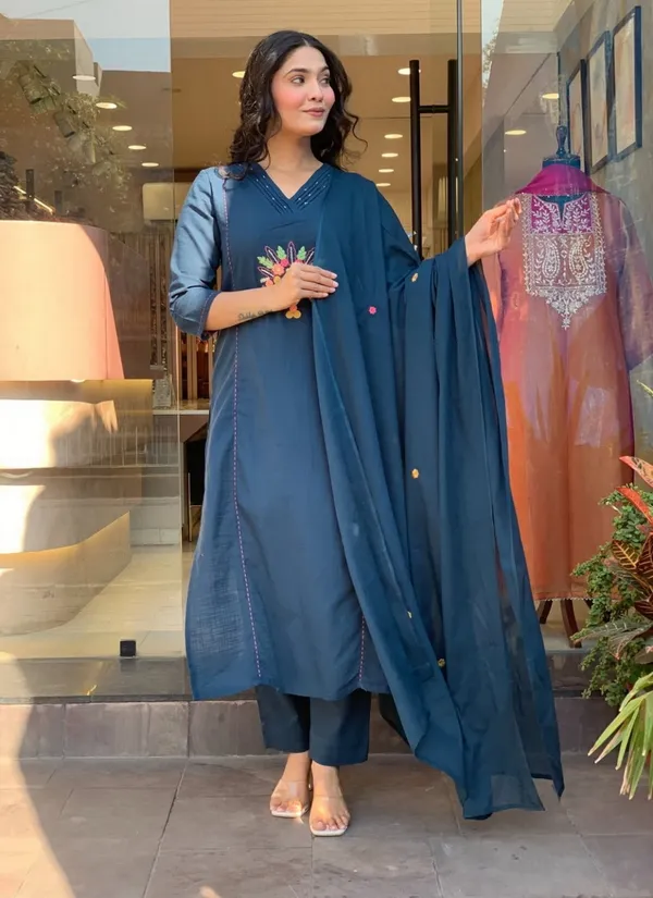 Chanderi_Cotton_Embroidered_Kurti_Set_With_Hand_Work_And_Dupatta_Gajaro_Colour