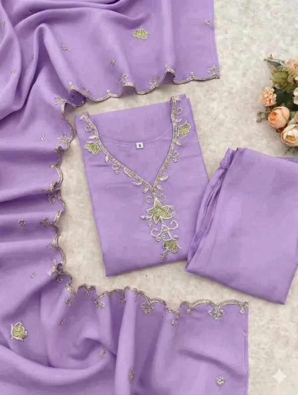 Elegant_Lavender_Embroidered_Suit_Set_With_Dupatta