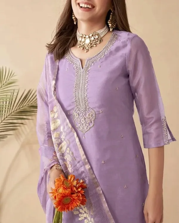 Purple_Embroidered_Organza_Salwar_Suit_Set_With_Dupatta