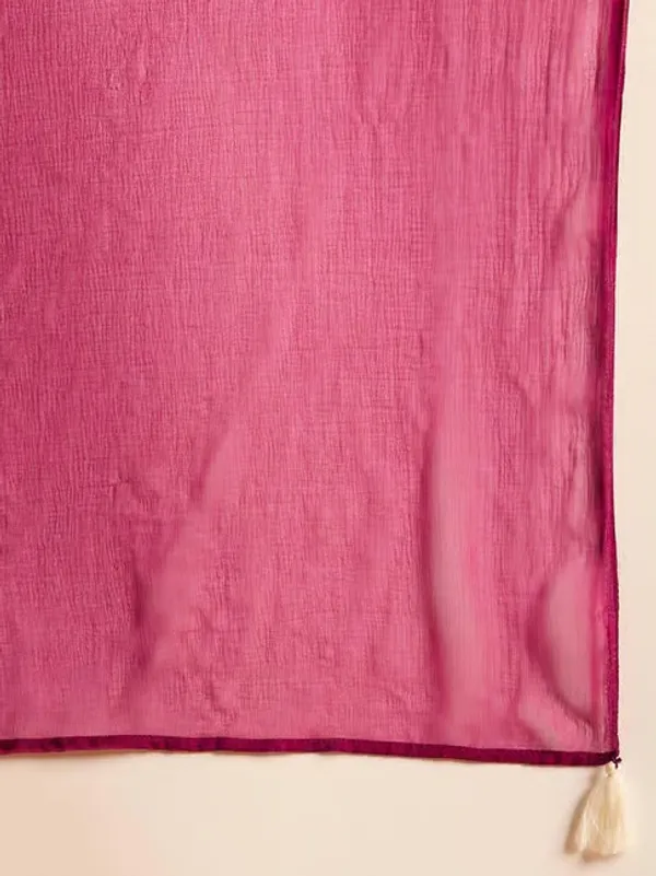 Magenta_Ethnic_Embroidered_Kurti_Set_With_Dupatta