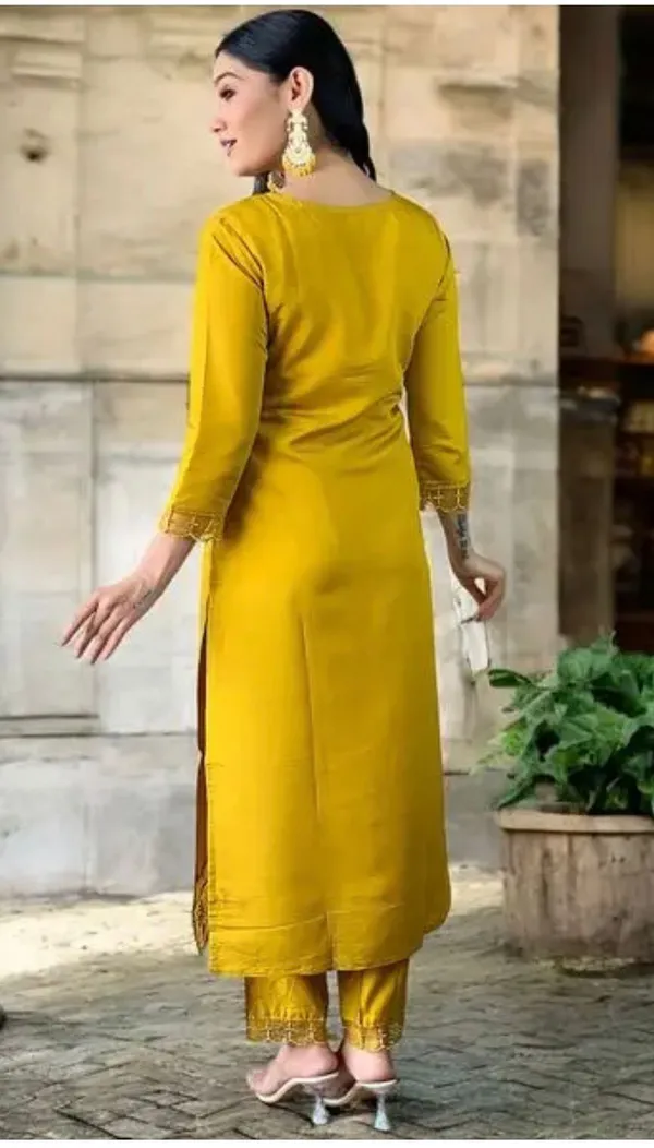 Yellow_Embroidered_Cotton_Kurta_Set_With_Dupatta