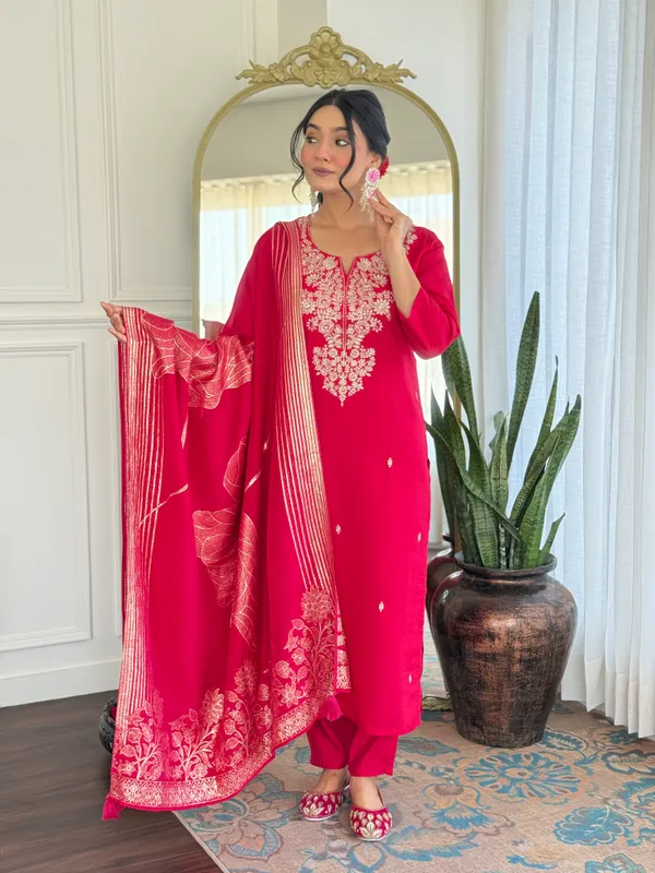 Vibrant_Pink_Embroidered_Kurta_Set_With_Dupatta