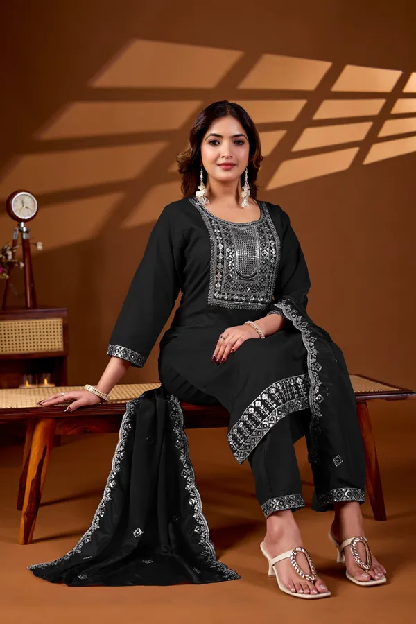Black_Embroidered_Ethnic_Suit_Set_With_Dupatta