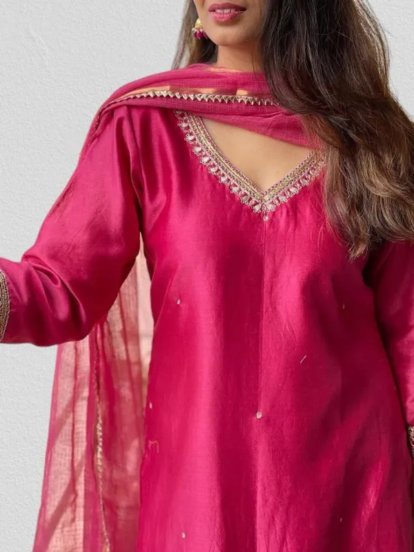 Pink_Embellished_Kurta_Set_With_Dupatta_Ethnic_Women's_Suit