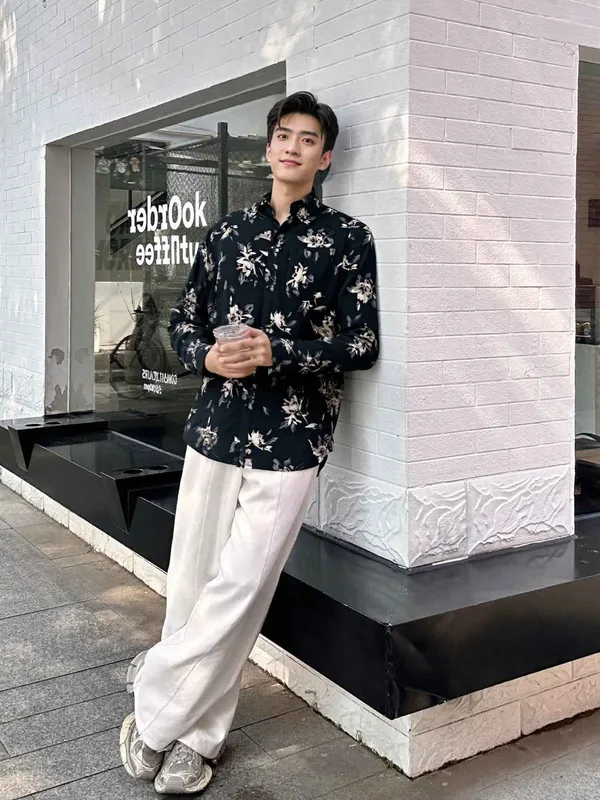 Black_Bloom_Printed_Casual_Shirt_For_Men