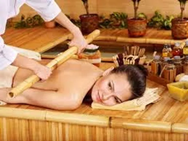 Wooden_Bamboo_Massage_Roller_Tool_For_Body_Therapy_And_Muscle_Relief