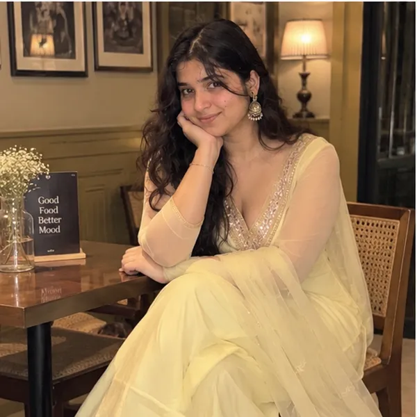 Light_Yellow_Georgette_Zari_Embroidered_Straight_Kurta_With_Fitted_Pant_And_Dupatta_Set