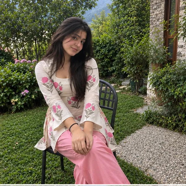 Off_White_Cotton_Large_Rose_Block_Print_Tie-Up_Kurta_With_Solid_Pink_Palazzo_Set