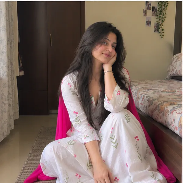 White_Cotton_Pink_Floral_Print_Straight_Kurta_With_Palazzo_And_Hot_Pink_Dupatta_Set