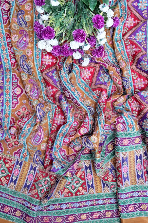 Natural_Crepe_Camel_Brown_Geometric_Ethnic_Placement_Print_Fabric_With_Paisley_Ornamental_Border