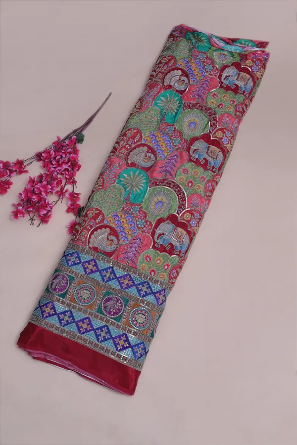 Natural_Crepe_White_Floral_Buta_Placement_Print_Fabric_With_Heavy_Ornamental_Border