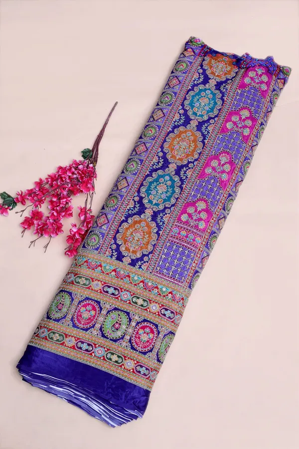 Royal_Geometric_Ornamental_Placement_Print_Fabric_With_Heavy_Border