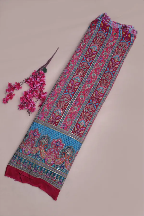 Floral_Stripe_Placement_Print_Fabric_With_Ornamental_Border