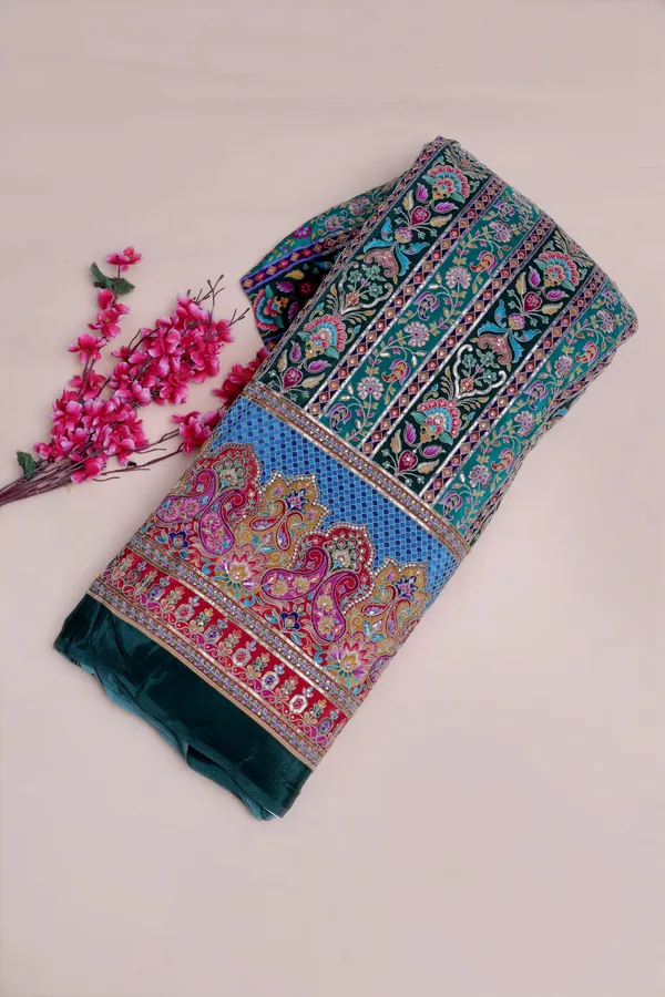 Floral_Stripe_Placement_Print_Fabric_With_Ornamental_Border