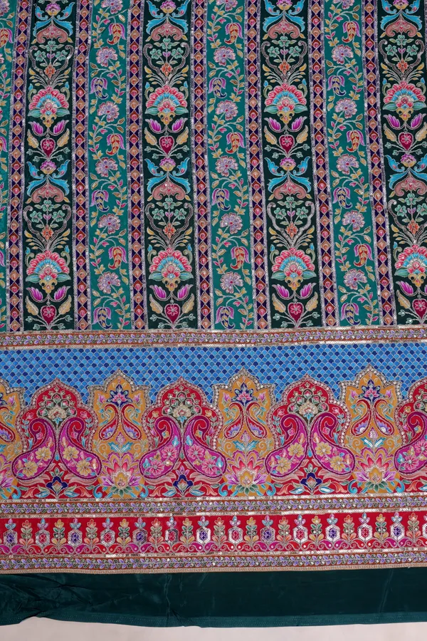 Floral_Stripe_Placement_Print_Fabric_With_Ornamental_Border