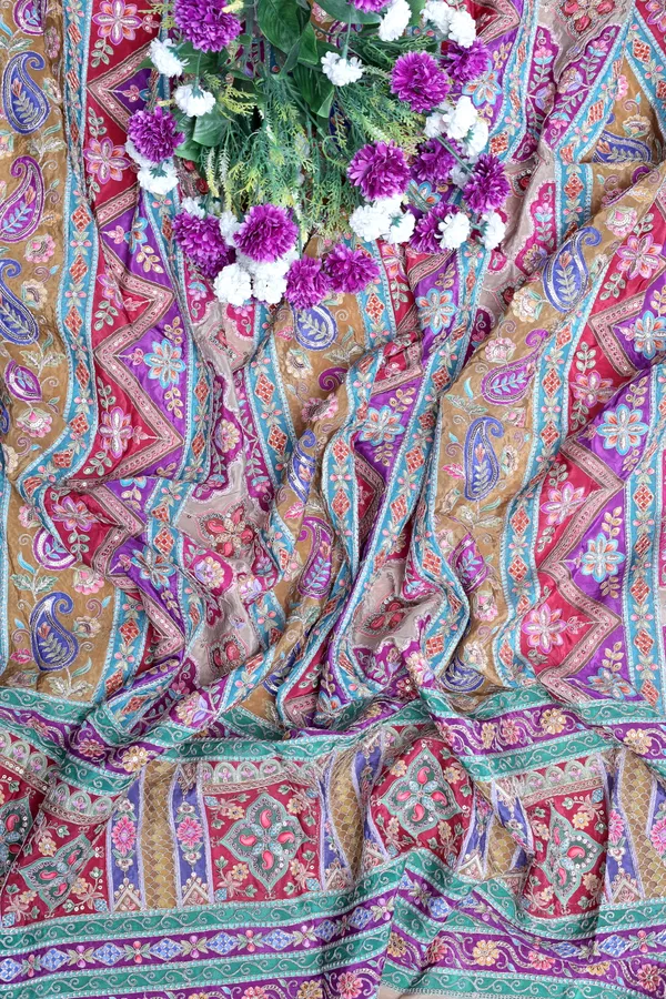 Natural_Crepe_Beige_Geometric_Ethnic_Placement_Print_Fabric_With_Paisley_Ornamental_Border