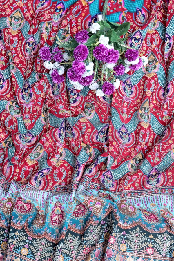 Natural_Crepe_Maroon_Floral_Geometric_Placement_Print_Fabric_With_Ornamental_Panel_Border