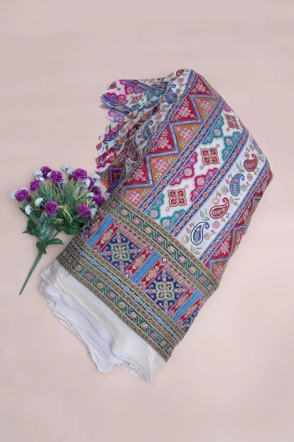 Natural_Crepe_Off_White_Geometric_Ethnic_Placement_Print_Fabric_With_Paisley_Ornamental_Border