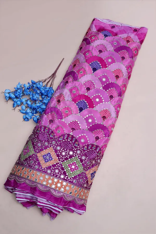 Geometric_Mirror_Work_Placement_Print_Fabric_With_Heavy_Border