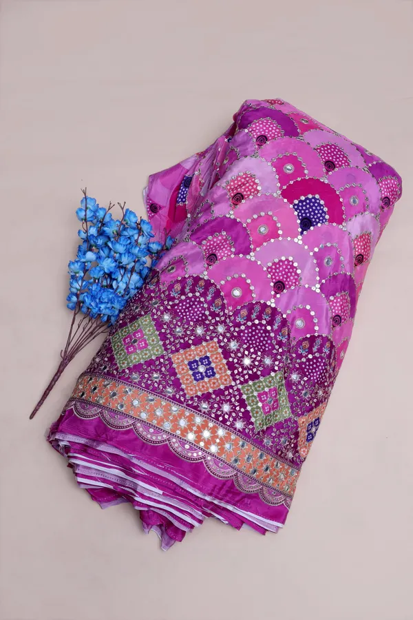 Geometric_Mirror_Work_Placement_Print_Fabric_With_Heavy_Border