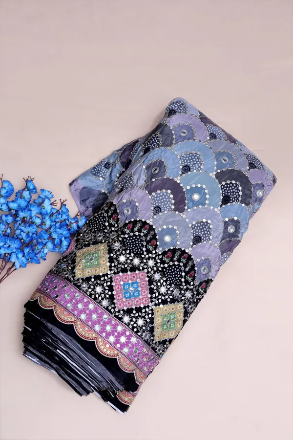 Geometric_Mirror_Work_Placement_Print_Fabric_With_Heavy_Border