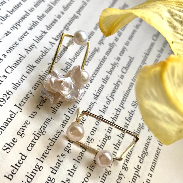 Akemi_Baroque_Pearl_Earrings