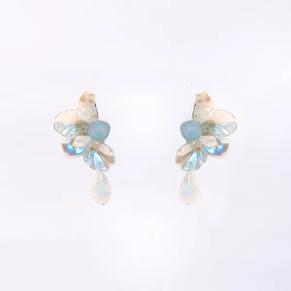 Nour_Shell_Earrings