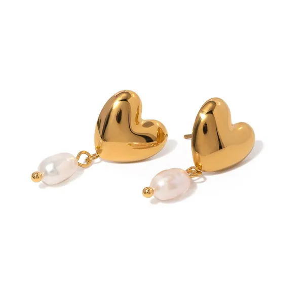 Rae_Heart_Pearl_Earrings
