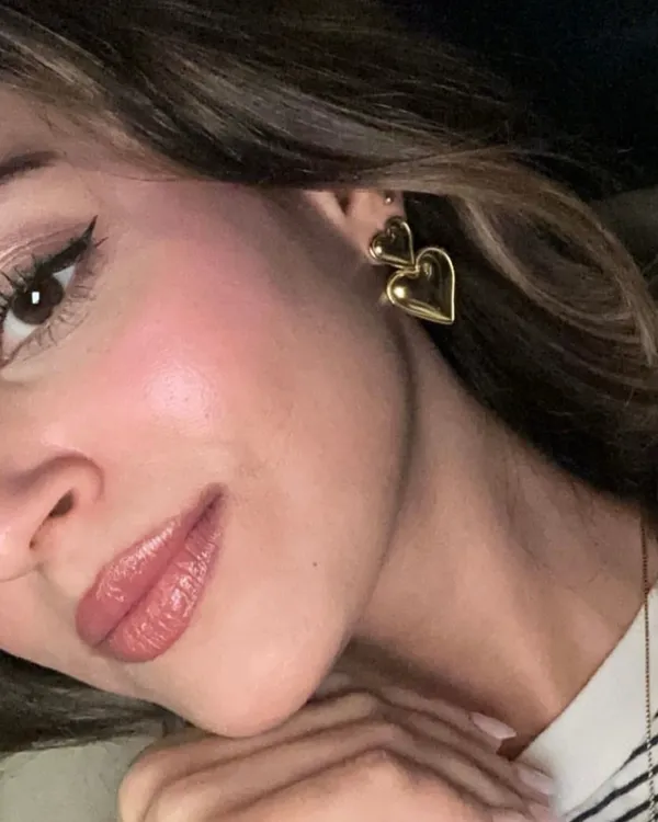 Rae_Double_Heart_Earrings_Gold
