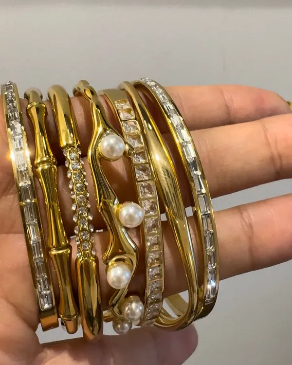 Fallon_Embellished_Bangle_Single