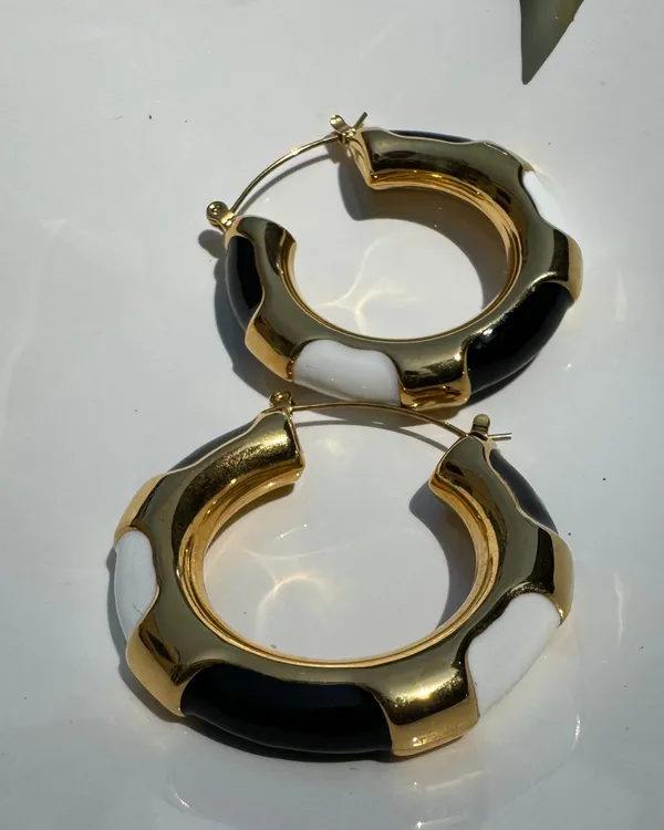 Amorist_Smitten_Hoops