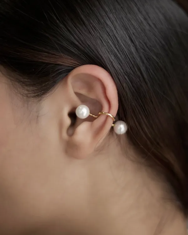 Isla_Pearl_Ear_Cuff
