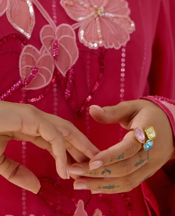 Isla_Crystal_Ring