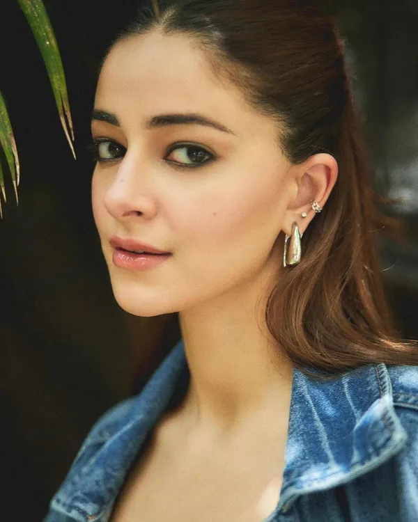 Ananya_X_Isla_Silver