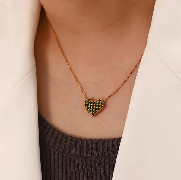 Rae_Heart_Necklace
