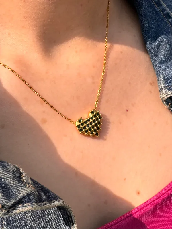 Rae_Heart_Necklace