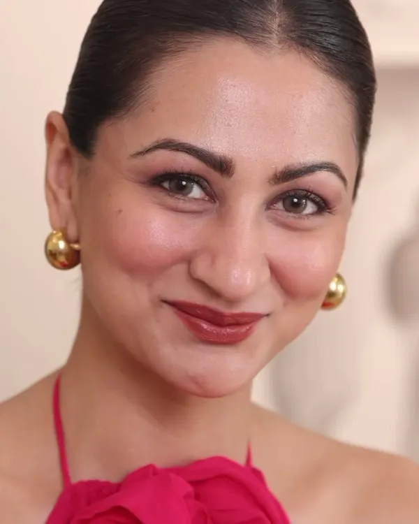 Sukhneet_X_Rae_Gold