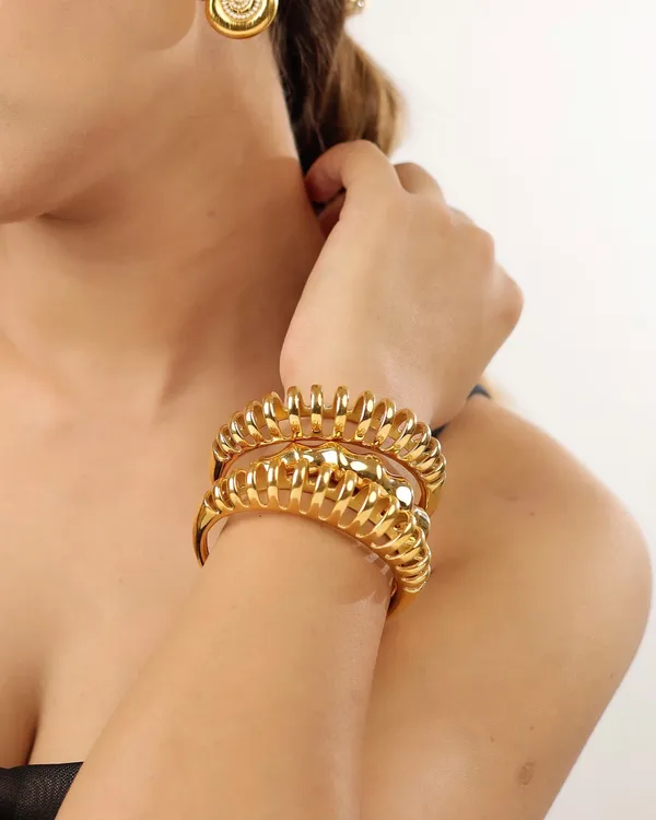 Naia_Cuff_Single