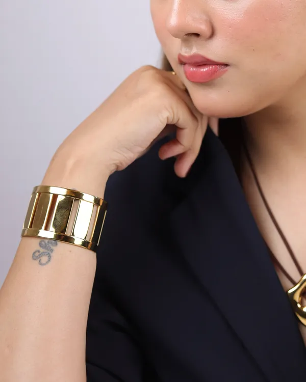 Margo_Cuff_Adjustable