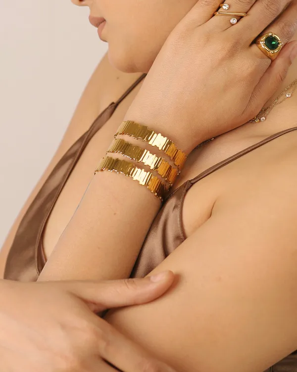 Norah_Cuff_Gold