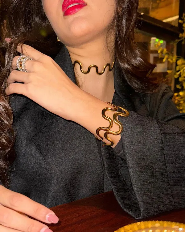 Kripa_X_Amorist_Set_Of_2_Bella_Cuff_Bella_Choker