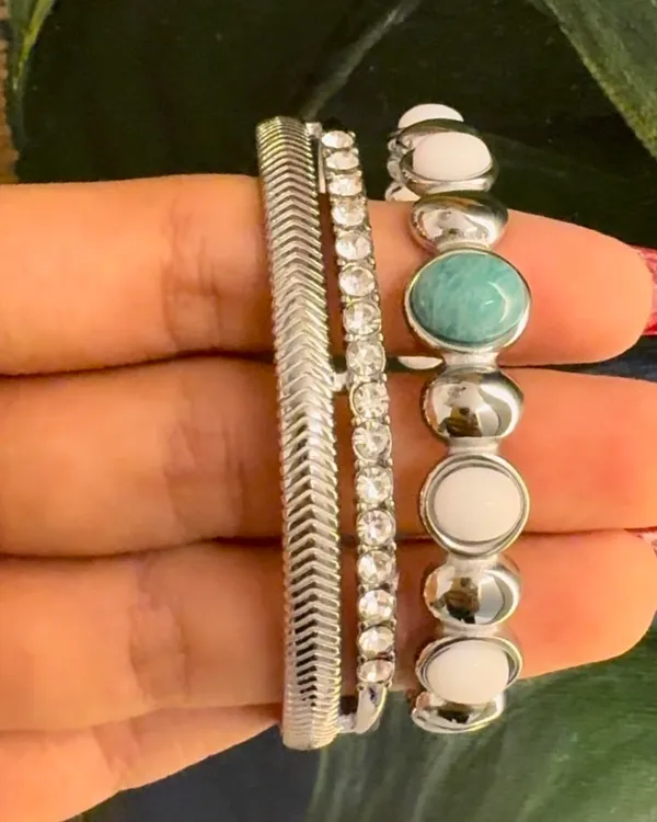 Rae_Mia_Cuff_Gold