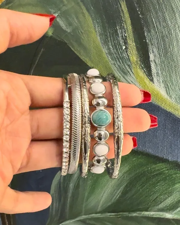 Rae_Mia_Cuff_Gold