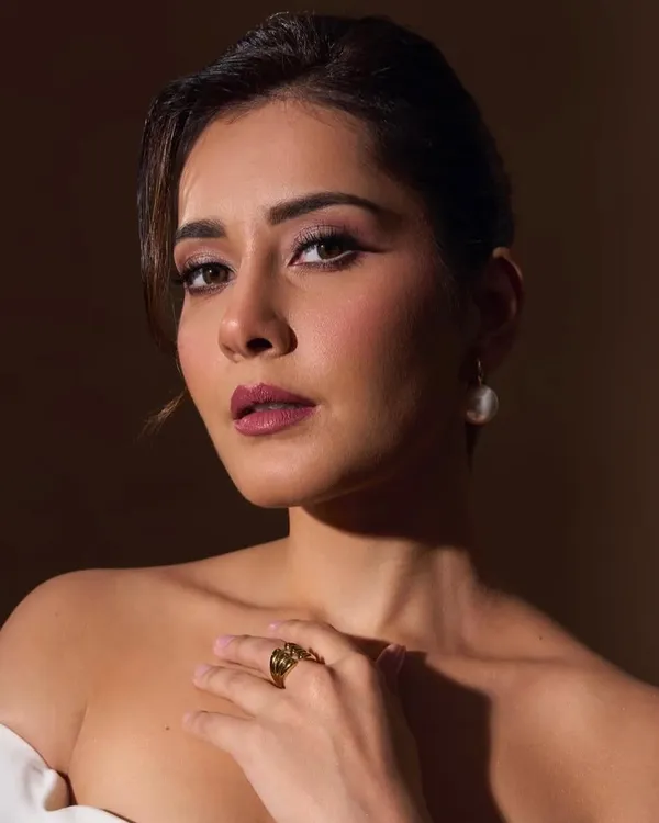 Raashi_X_Raya_2