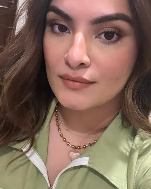 Mehak_X_Fallon_2_Silver_Chain