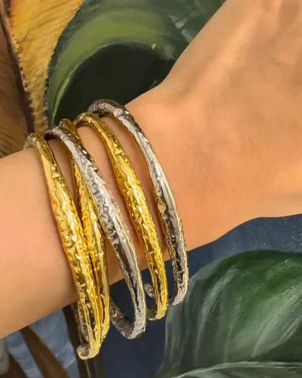 Rae_Wave_Bangle_Adjustable_Single_Silver_Textured