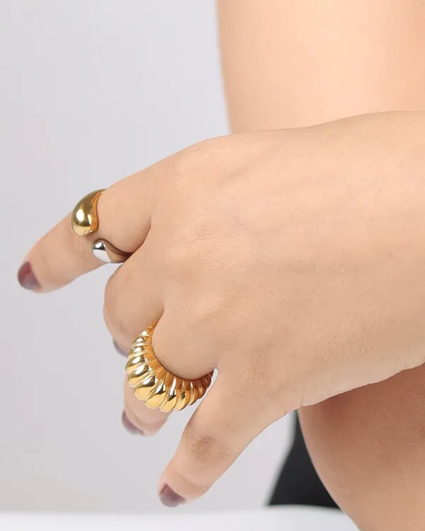 Vale_Pebble_Ring_Free_Size
