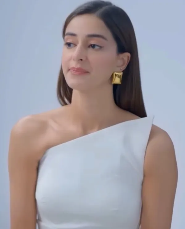 Ananya_X_Armour