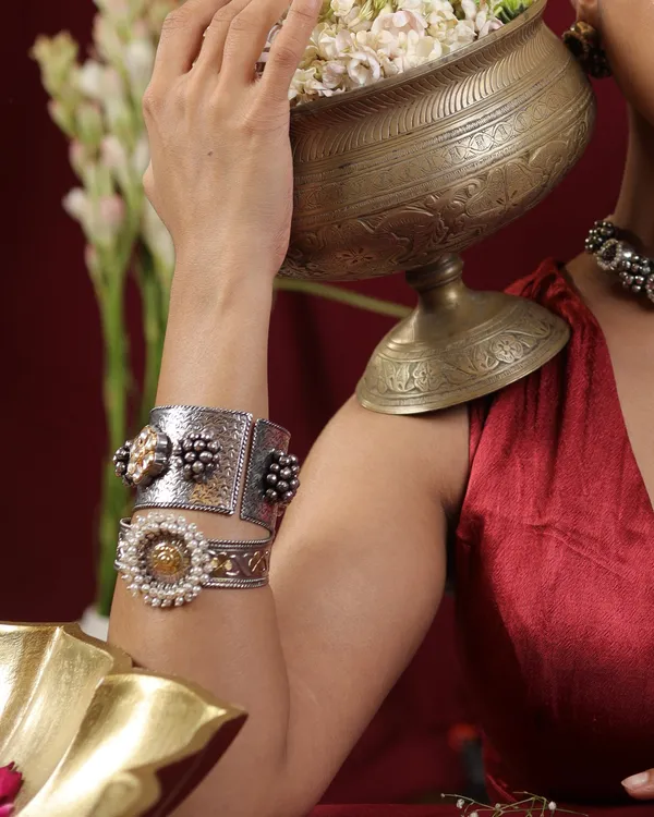 Anvi_Cuff_Adjustable
