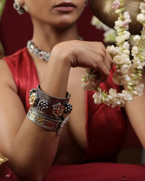 Aarohi_Cuff_Adjustable